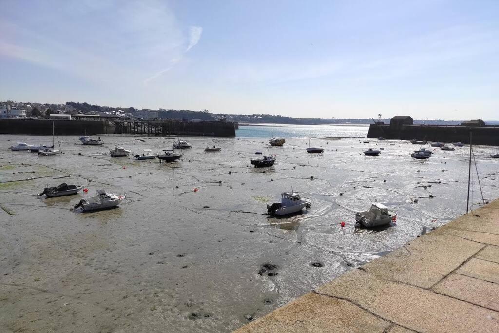 Studio Avec Vue Sur Mer A Granville. Plage A 3 Min Exterior photo