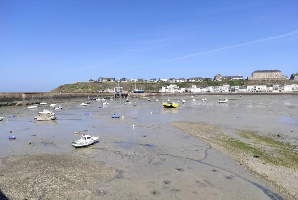 Studio Avec Vue Sur Mer A Granville. Plage A 3 Min Exterior photo