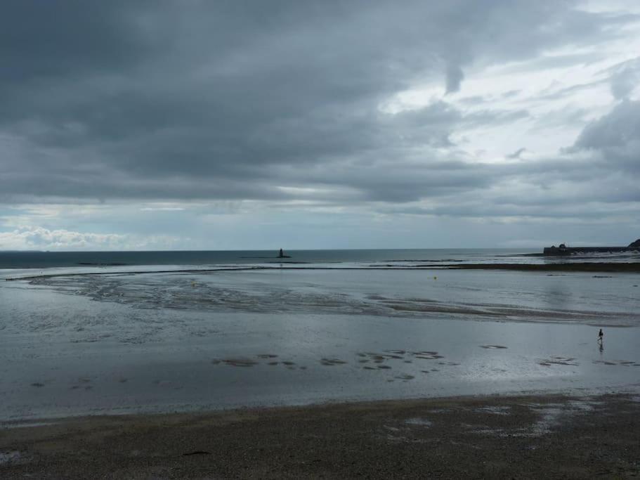 Studio Avec Vue Sur Mer A Granville. Plage A 3 Min Exterior photo